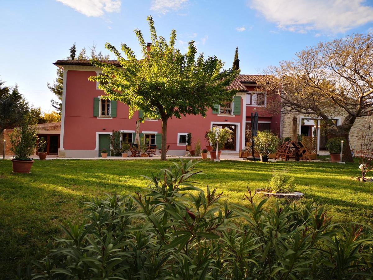 Aparthotel La Bastide Du Limon Mormoiron Exterior foto